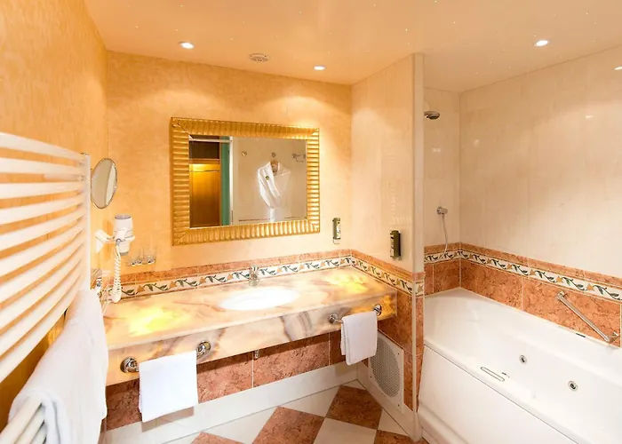 Eurothermenresort - Miraverde ホテル 4*